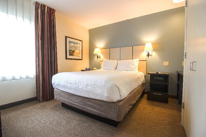 Sonesta Simply Suites St Louis Earth City Екстериор снимка