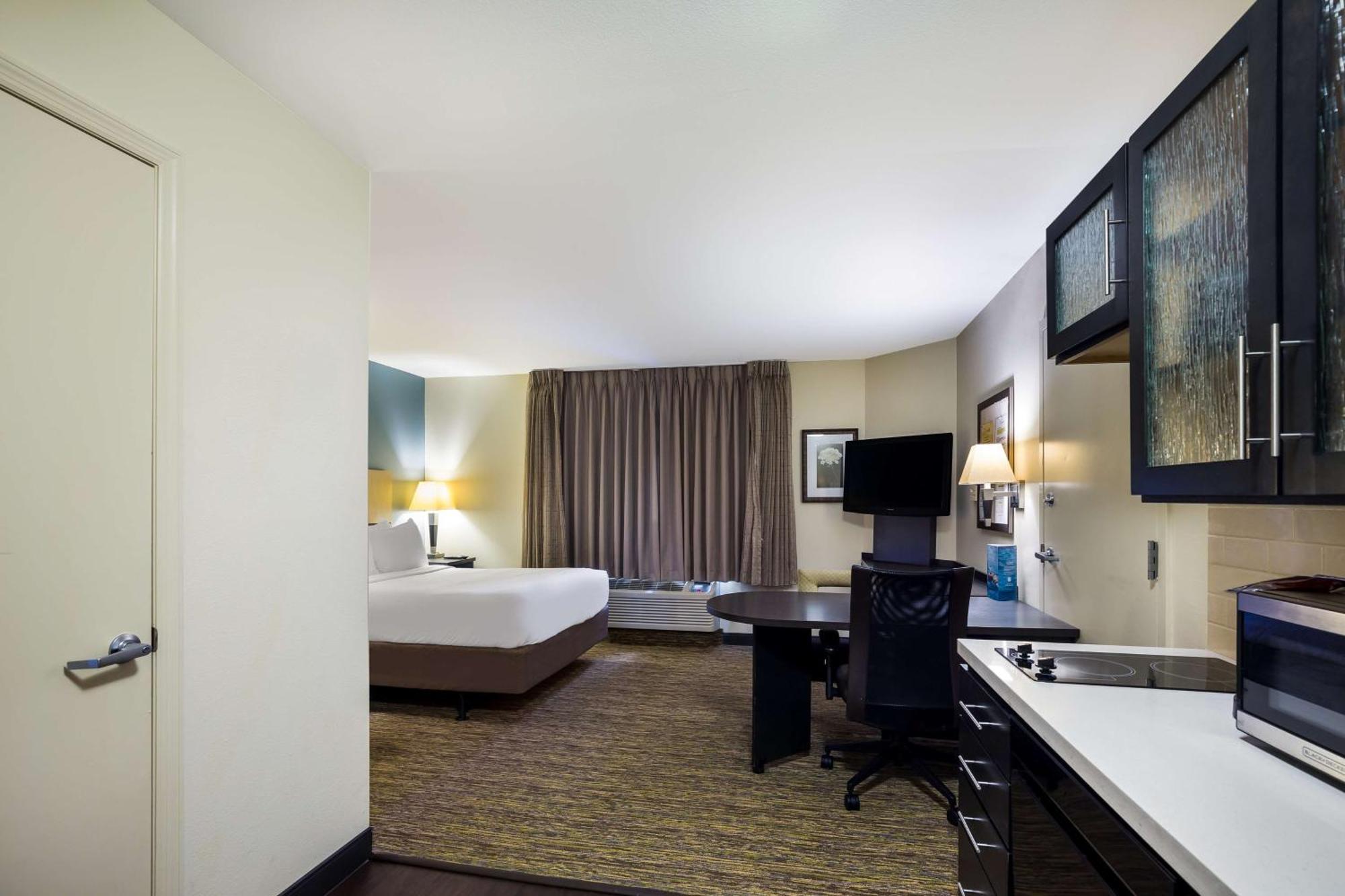 Sonesta Simply Suites St Louis Earth City Екстериор снимка