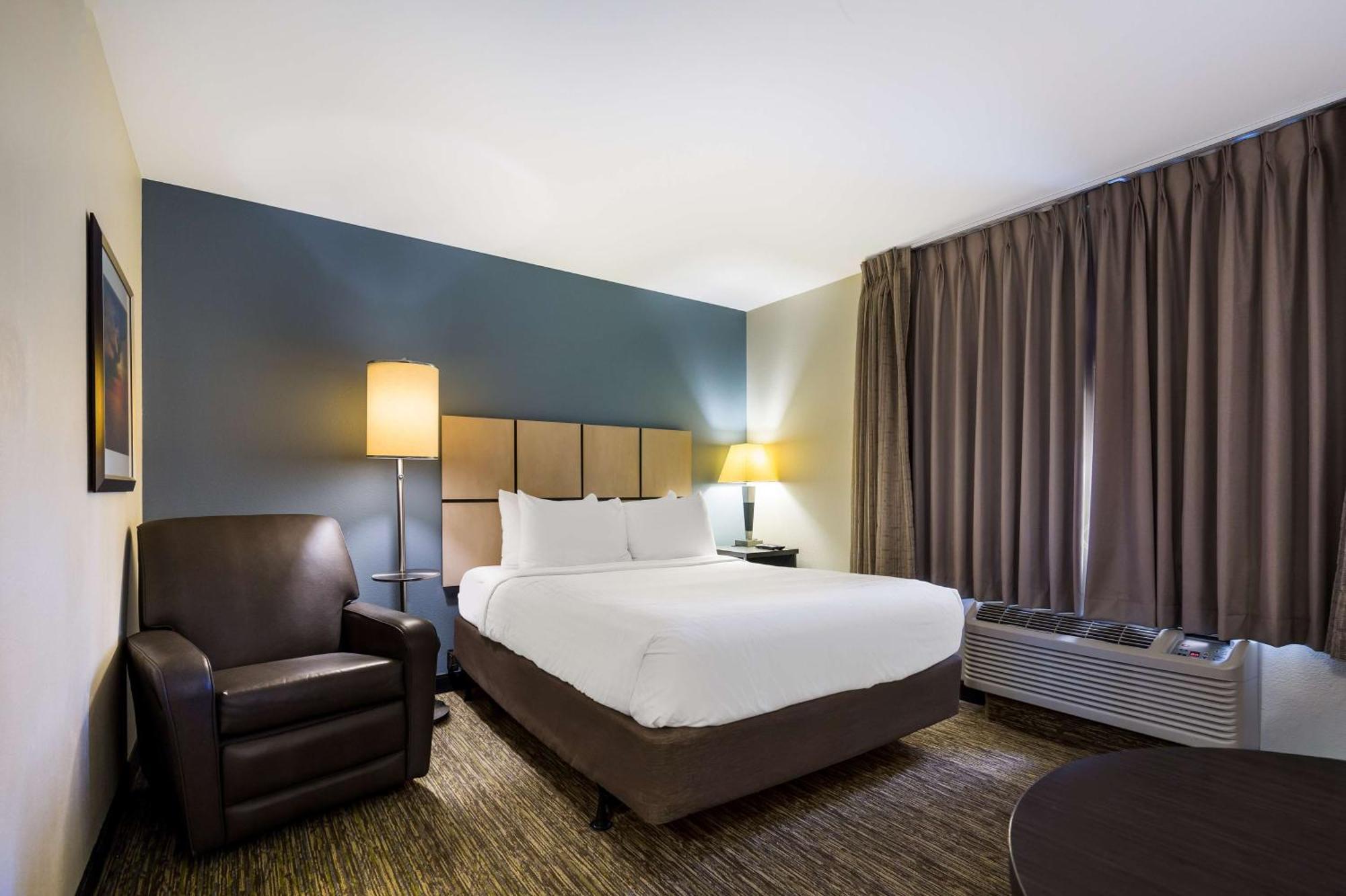 Sonesta Simply Suites St Louis Earth City Екстериор снимка