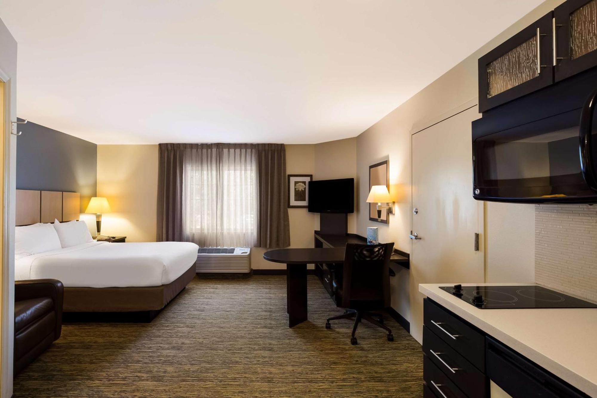 Sonesta Simply Suites St Louis Earth City Екстериор снимка