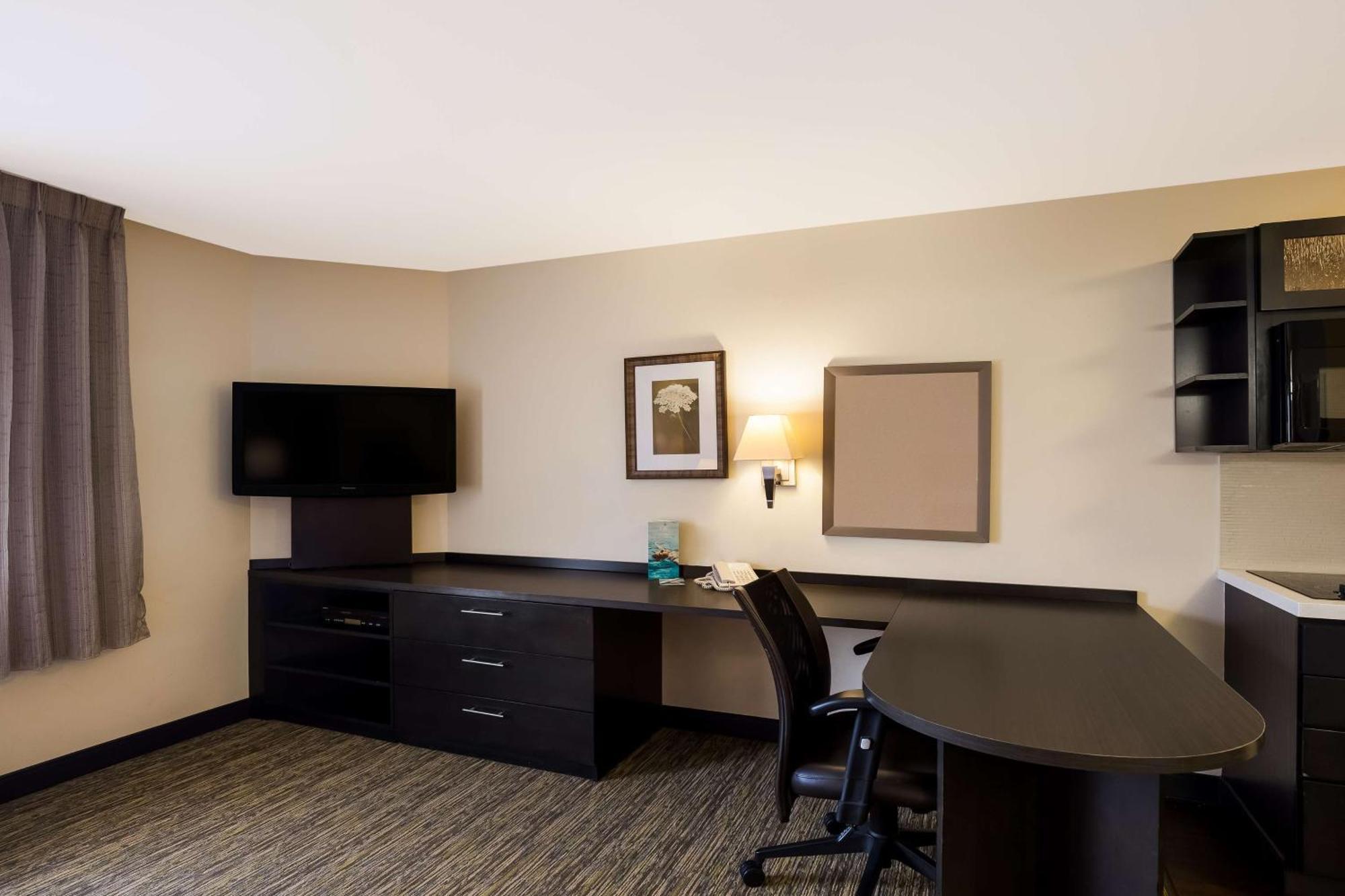Sonesta Simply Suites St Louis Earth City Екстериор снимка